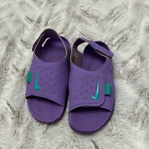 Girls purple Nike sandal size 1